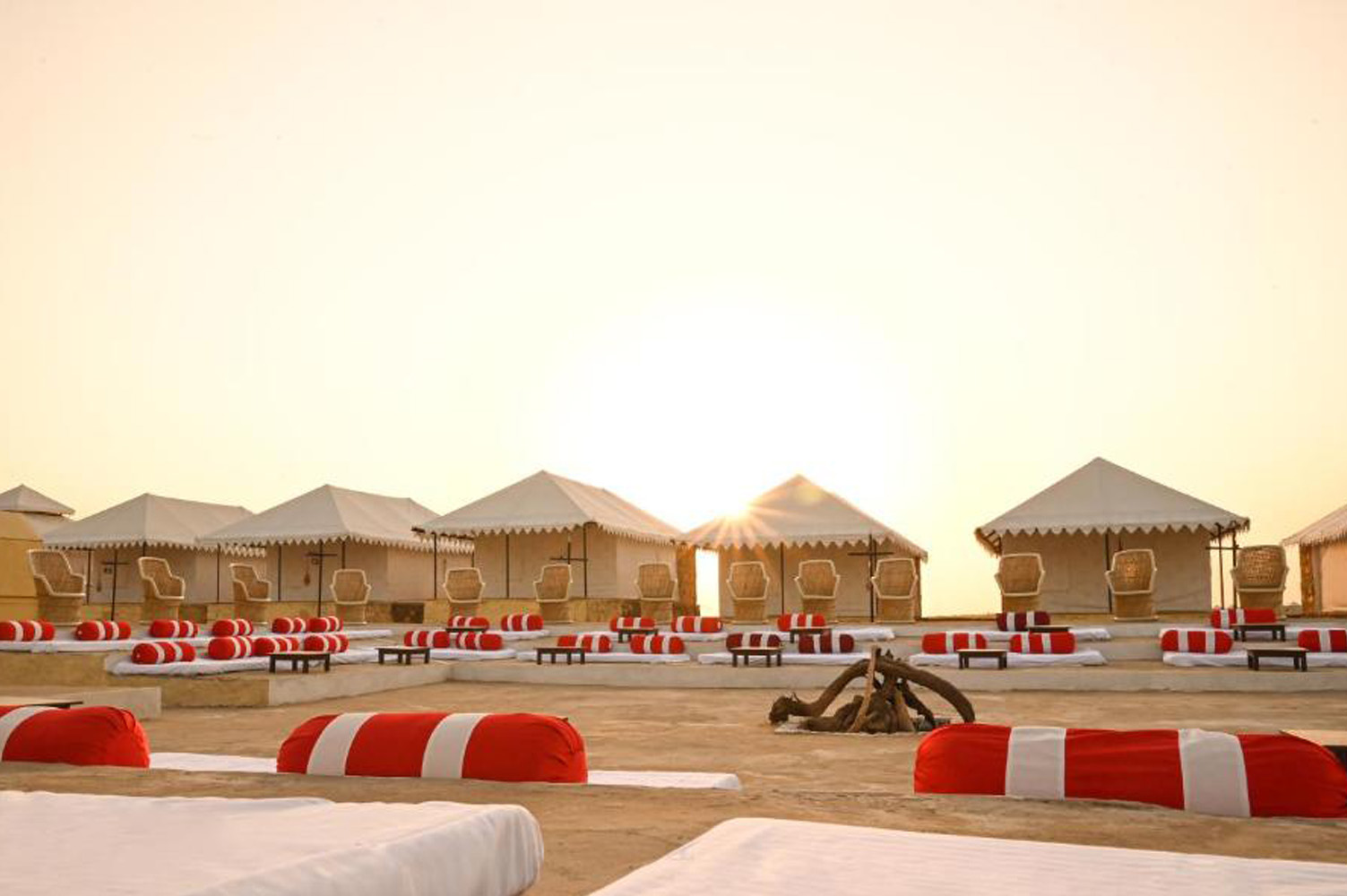 jaisalmer luxury camp